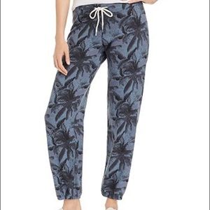 Monrow Palm Print Sweatpants